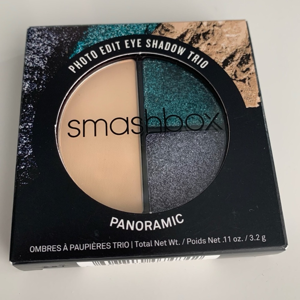 Photo edit eye shadow trio